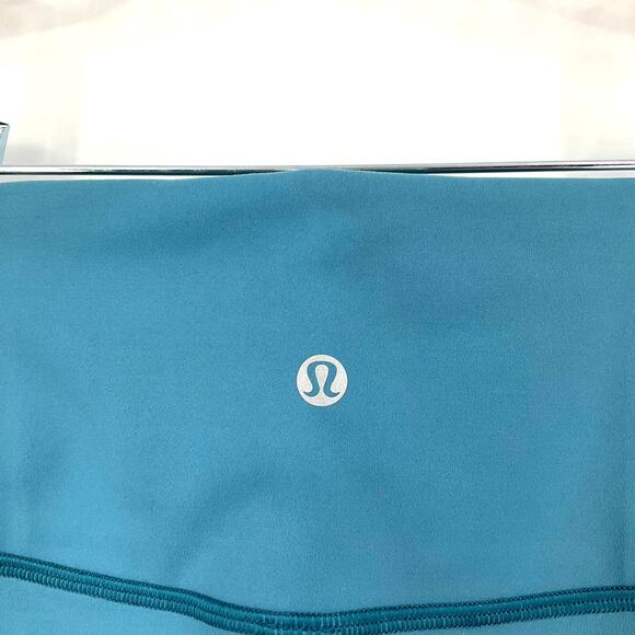 Lululemon In Movement Crop Everluxe 19" Pacific Teal Size 2 - Picture 4 of 7